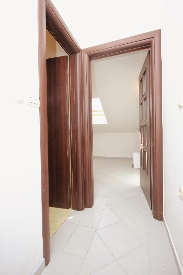 Apartment Vlasici 9324C Екстериор снимка